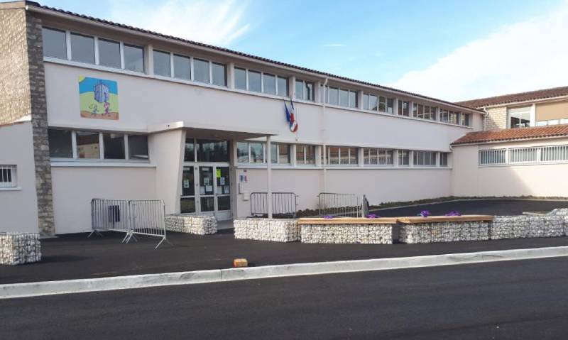 Pons - Pétition contre une fermeture de classe à l'école Agrippa d'Aubigné